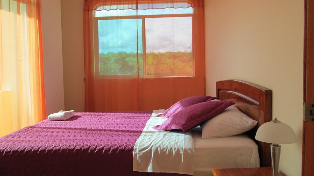 Ariana'S Galapagos Hostal Puerto Ayora  Eksteriør billede