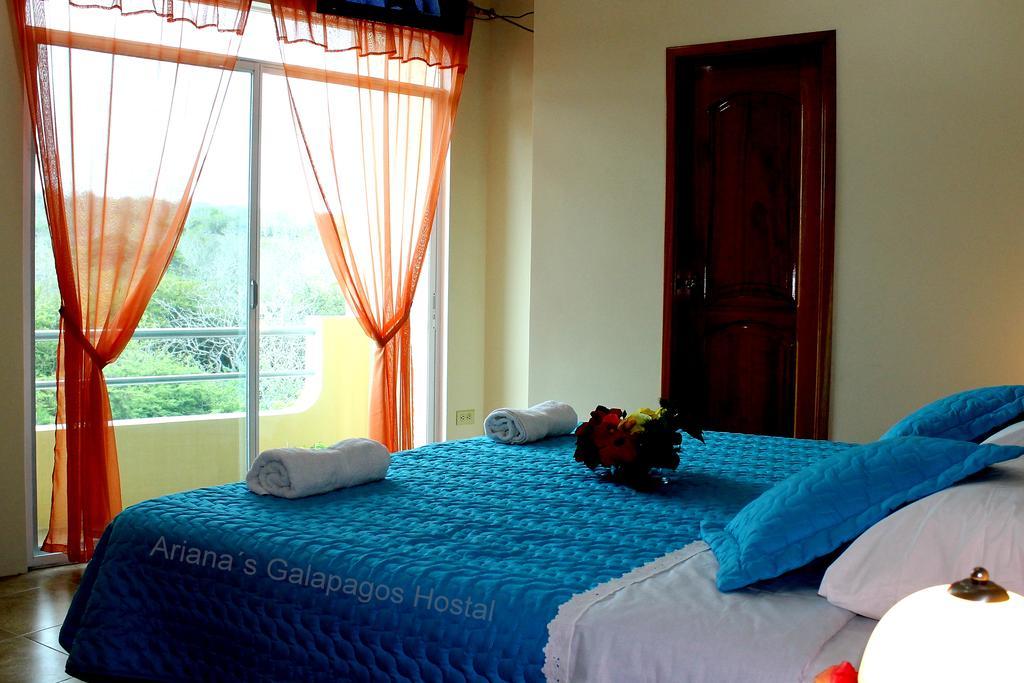 Ariana'S Galapagos Hostal Puerto Ayora  Eksteriør billede