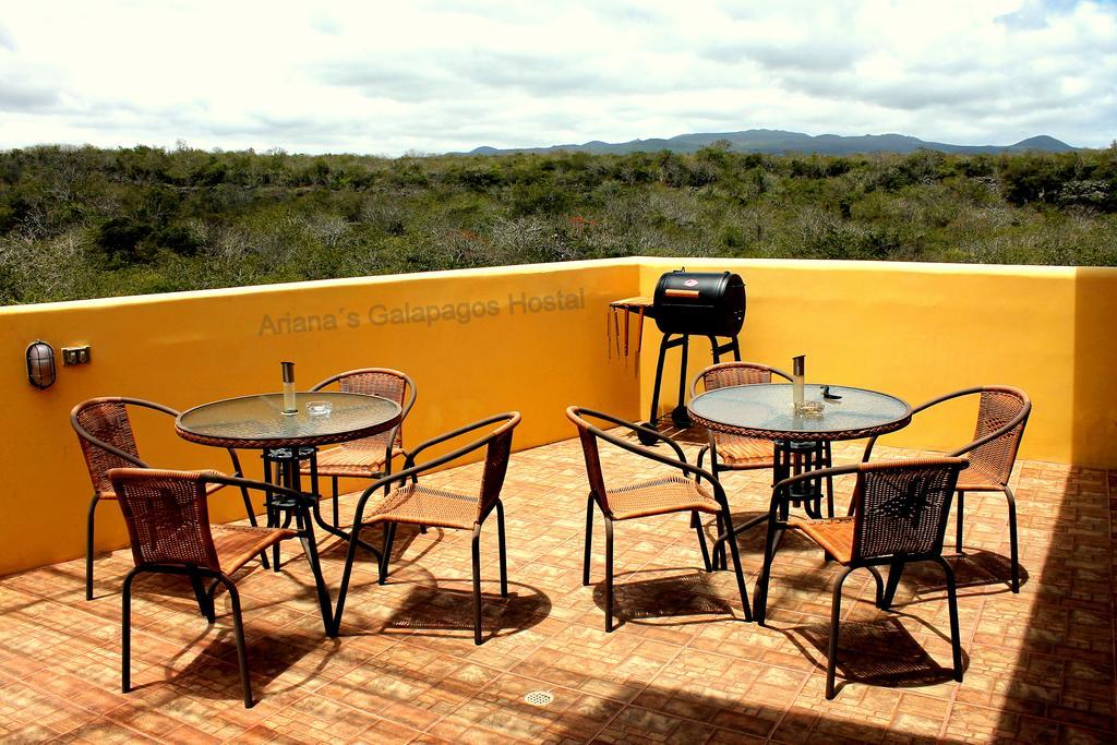 Ariana'S Galapagos Hostal Puerto Ayora  Eksteriør billede