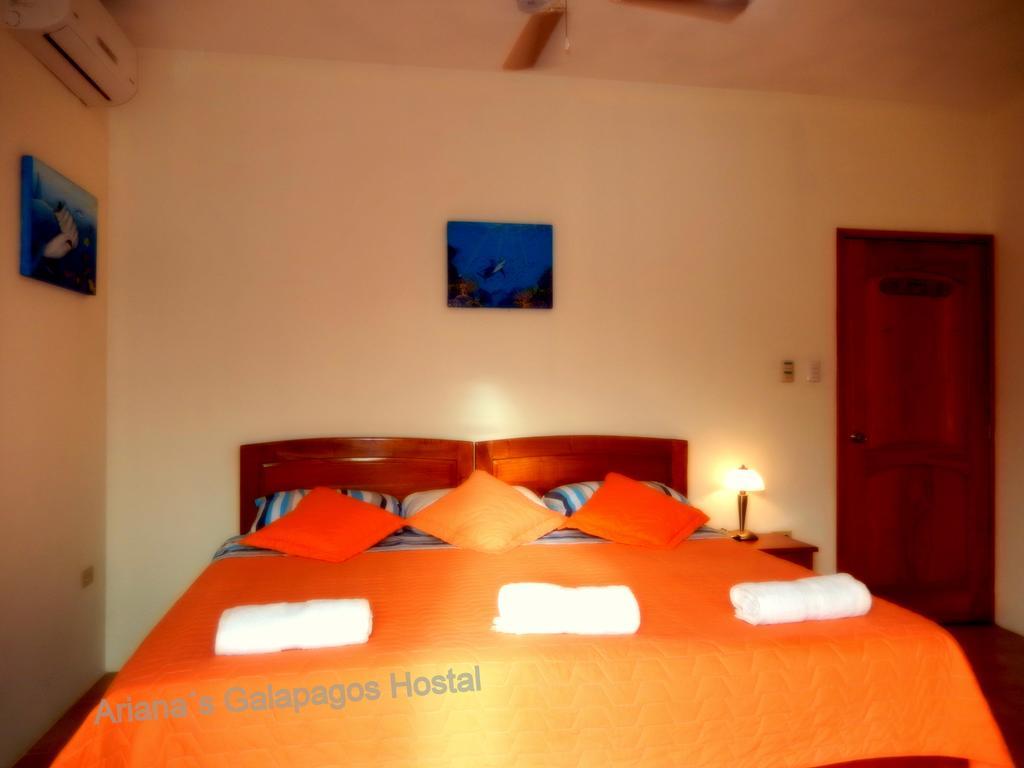 Ariana'S Galapagos Hostal Puerto Ayora  Eksteriør billede
